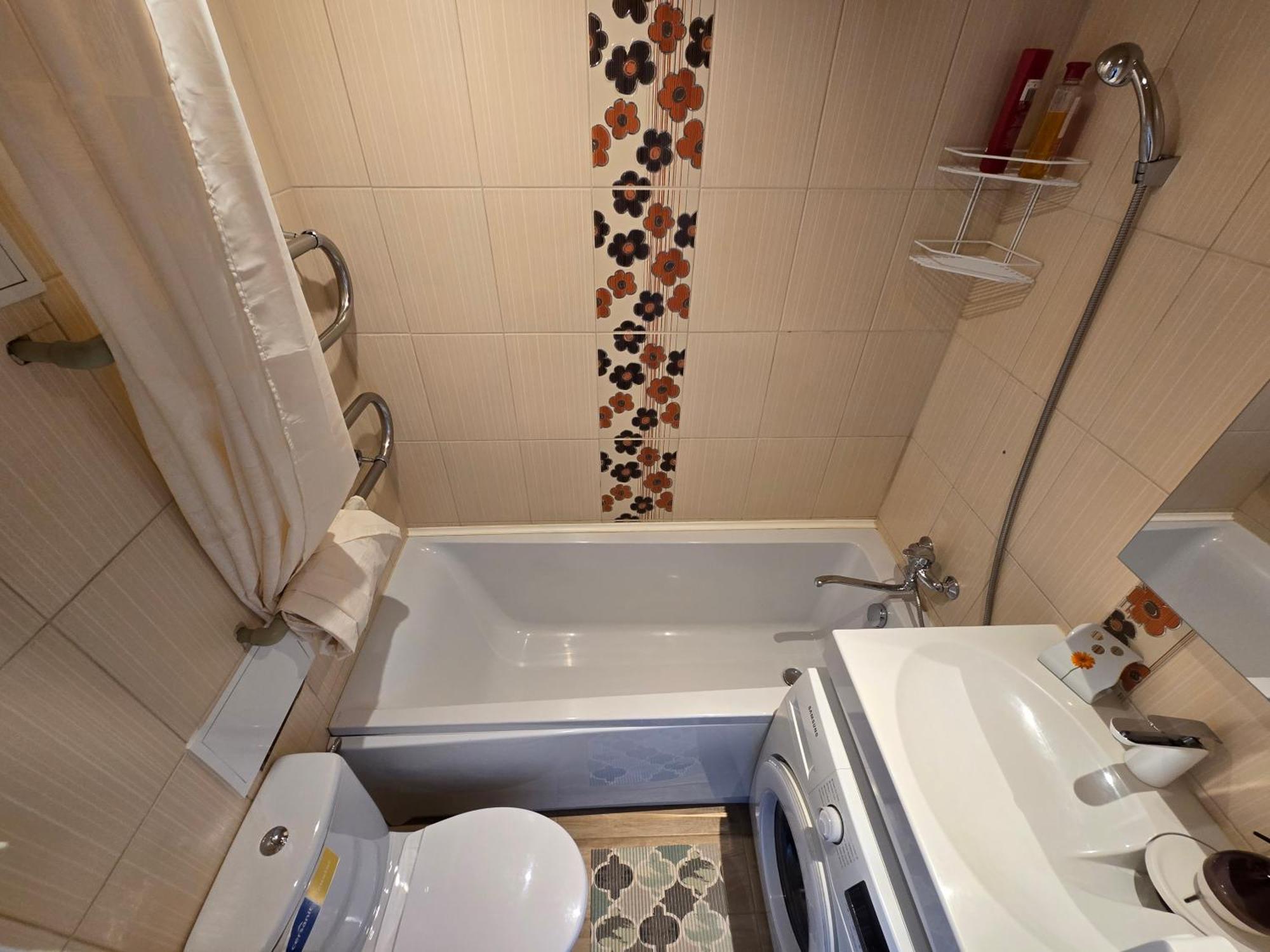 Hero Avenue Apartment Narva Luaran gambar